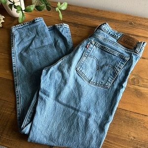 Levi’s - Wedgie - Size 28